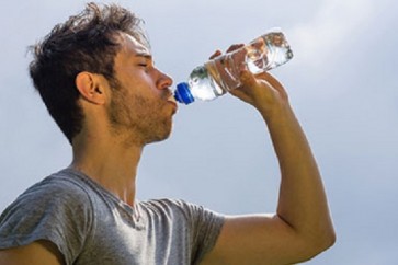 مأكولات تسبب العطش.. تجنبوها في رمضان