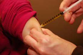 الفرنسيون الأقل ثقة في سلامة التطعيمات في العالم