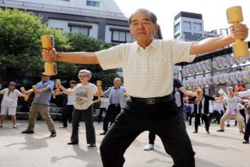 اليابان تتخوّف من نقص العمالة...اعتماد على كبار السن