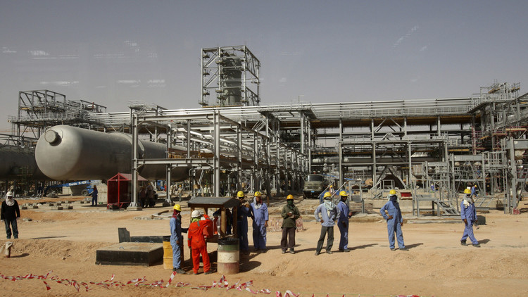 السعودية تواصل الحفر رغم هبوط أسعار النفط