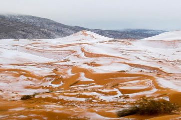أول هطول للثلوج على الصحراء الكبرى منذ 40 سنة