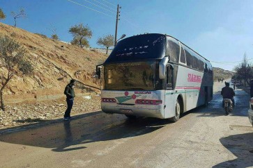 وصول أول دفعة من الباصات لنقل مسلحي وادي بردى إلى ادلب