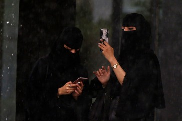 فصل 27 طالبة جامعية في السعودية لتشبههن بالرجال