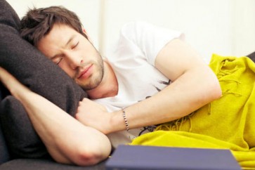 معدل النوم الطبيعي يتراوح بين سبع وثماني ساعات