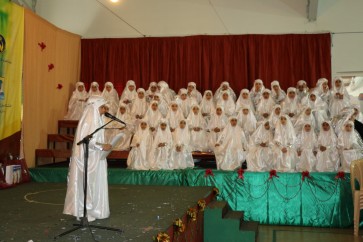 المؤسّسة الإسلاميّة للتربية والتعليم وجمعيّة لجنة إمداد الإمام الخمينيّ (قده) تحتفيان بـ 43 مكلّفة