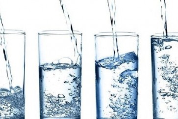 الإنسان حين يشرب المياه يتلقى كميات معينة من الجراثيم والبكتيريا