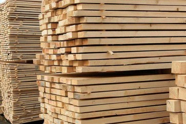 كندا تحذر من «حرب تجارية» مع أمريكا إذا فرضت رسوما على واردات الأخشاب منها