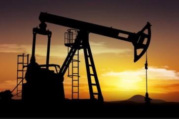 النفط يتراجع مع ارتفاع إنتاج ليبيا والولايات المتحدة