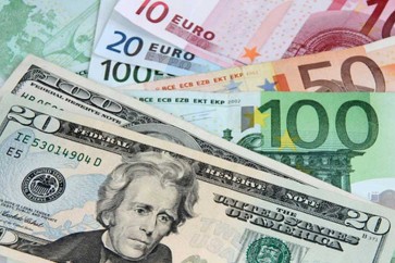 اليورو عند أعلى مستوى في ستة أشهر ونصف أمام الدولار… ومصاعب ترامب الداخلية تصعد بالذهب