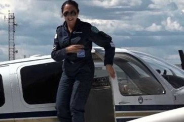 قائدة طائرة أفغانية شابة تستهل رحلة منفردة حول العالم