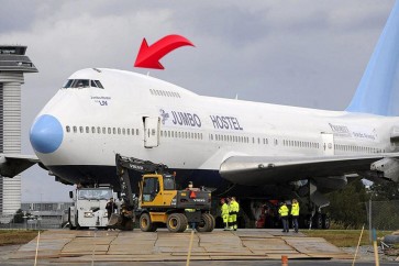 هل تعرف سبب هذا "الانحناء" في مقدمة البوينغ 747؟