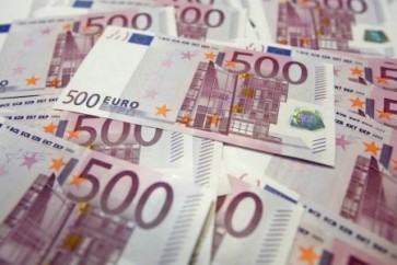 اليورو ينتظر المركزي الأوروبي والاسترليني يصعد بفعل الانتخابات