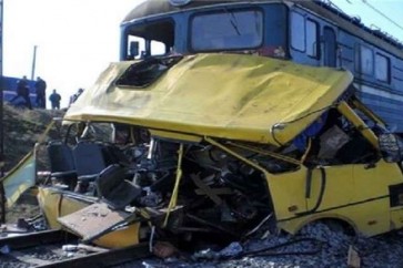تسعة قتلى في حادث اصطدام قطار بحافلة في كازاخستان