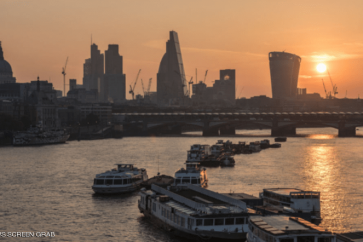تحتضن لندن عددا من كبريات الشركات المالية الكبرى في العالم