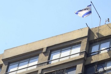 العدو الاسرائيلي يعلن إعادة فتح سفارته في الأردن