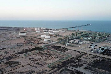 إيرادات ليبيا النفطية ارتفعت بقوة في 2017 وعجز الموازنة ينخفض للنصف