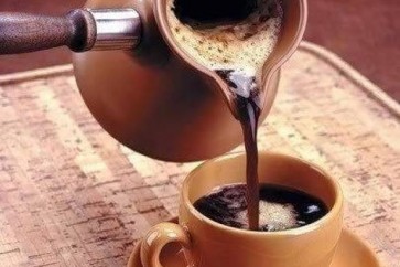 4 فوائد صحية لفنجان القهوة صباحاً!