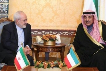 ظريف يلتقي نظيره الكويتي: بحث في آخر التطورات الاقليمية وتأكيد على ضروة إعادة إعمار العراق