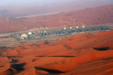النفط يصعد بدعم من تأييد سعودي لتمديد تخفيضات الانتاج إلى 2019