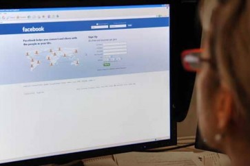 بريطانيا: فيسبوك تواصل المراوغة بعد "الفضيحة"