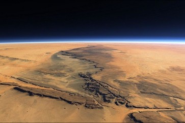 تزايد احتمالات الحياة على المريخ بعد رصد بحيرة جوفية على الكوكب