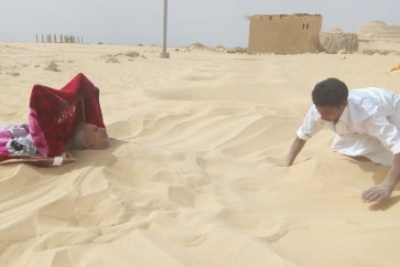 مصر.. العلاج بالدفن في الرمال