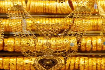 الذهب يصعد لأعلى مستوى في أسبوع مع تراجع الدولار بفعل تصريحات لترامب