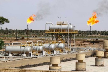 مخاوف الإمدادات ترفع أسعار النفط مع تجدد عقوبات أمريكا على إيران