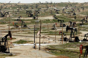 النفط يرتفع بدعم تراجع مخزونات أمريكا و"عقوبات إيران"