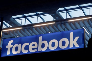 "فيسبوك" تحظر الترويج للأسلحة "الثلاثية الأبعاد"