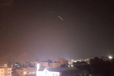 صواريخ الدفاع الجوي السورية تنطلق لصد العدوان على اللاذقية