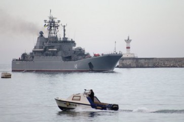 سفن حربية روسية تجري مناورات في البحر الأبيض المتوسط