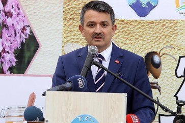 وزير الزراعة والغابات التركي بكر باك دميرلي