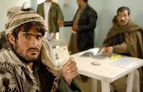 تأجيل إجراء الانتخابات الأفغانية بمراكز الاقتراع التي لم تفتح أبوابها حتى 1 ظهراً