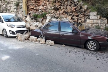 طريق الضنية طرابلس مقطوعة بسبب إنهيار جدار