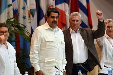 لرئسي الفنزويلي نيكولاس مادورو خلال زيارته لكوبا