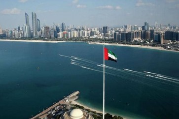 إغلاق مراكز التسوق في الإمارات بسبب فيروس كورونا المستجد
