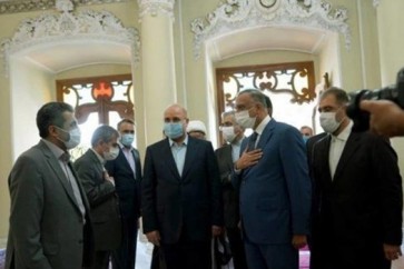 رئيس الوزراء العراقي يلتقي رئيس البرلمان الايراني