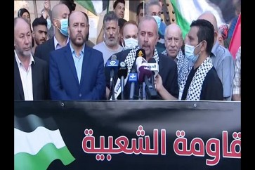 لبنان _ الفصائل الفلسطينية تنظم وقفة إحتجاجية في مخيم برج ال...جنة استنكاراً ورفضاً للتطبيع - snapshot 0