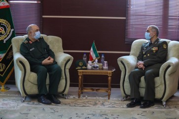 قائد الحرس الثوري الايراني يلتقي وزير الدفاع