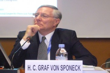 الأمين العام السابق للأمم المتحدة هانز كريستوف فون سبونيك