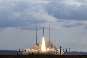 اطلاق ناجح لصاروخ "قائم 100" والاستعداد لإطلاق القمر الصناعي "ناهيد"