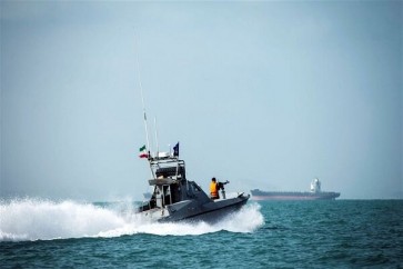 الحرس الثوري الايراني يستولي على سفينة تحمل وقوداً مهرباً
