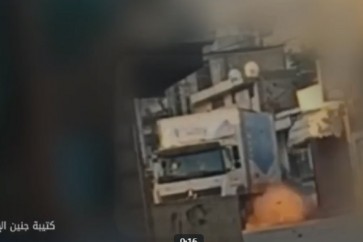 كتيبة جنين تفجر عبوة ناسفة بالشاحنة التي كانت تقل القوة الخاصة الصهيونية صباح اليوم اثناء اقتحامها مخيم جنين بالضفة الغربية