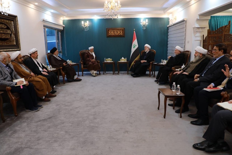 الشيخ همام حمودي يستقبل وفد علماء شيعة افغانستان