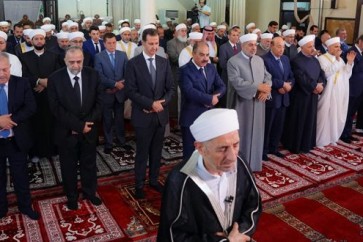 الرئيس الأسد يؤدي صلاة العيد في مسجد الأفرم بدمشق