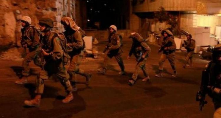 إصابة بجروح خطيرة خلال مواجهات في مخيم الفوار جنوب الخليل بالضفة الغربية