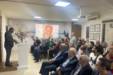 الشاعر أحمد بخيت على منبر الملتقى الثقافي اللبناني