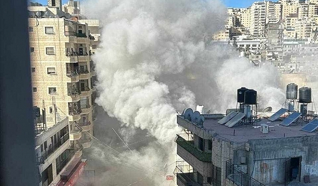 لحظة تفجير الاحتلال منزل الأسير الفتى محمد الزلباني