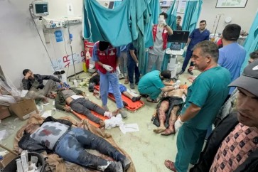 ضحايا إحدى الغارات الإسرائيلية على خان يونس (رويترز)